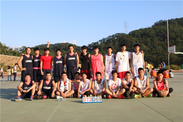 篮球赛合照.jpg